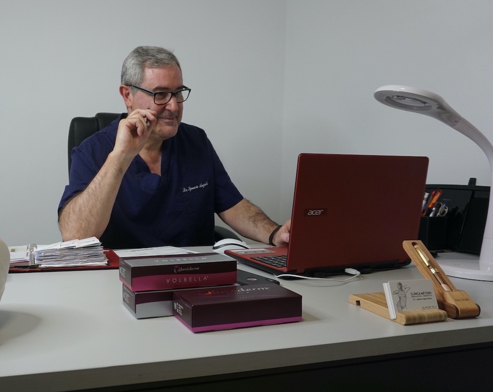 En Clínica Método Estética contamos con el Dr. Ignacio Angulo como experto en medicina estética.